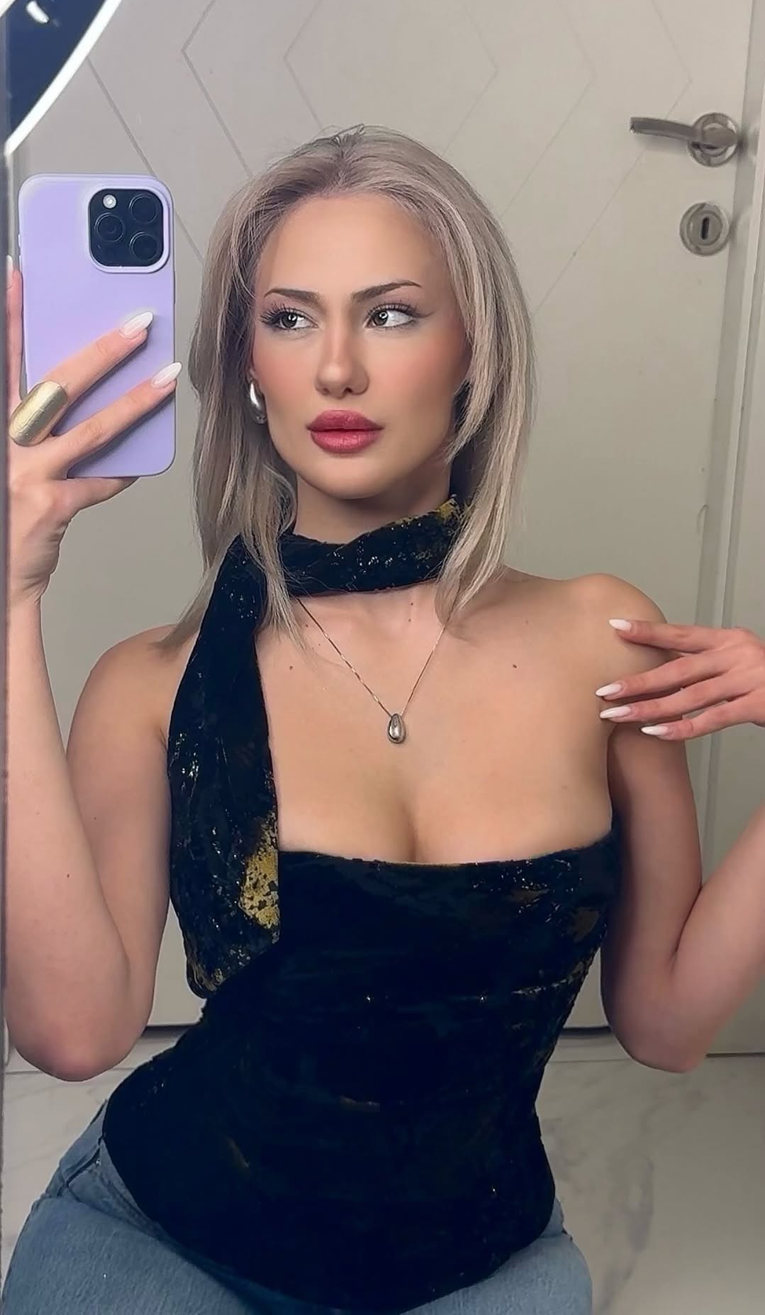 Pusat Orosbu Bayan Escort Ceyda